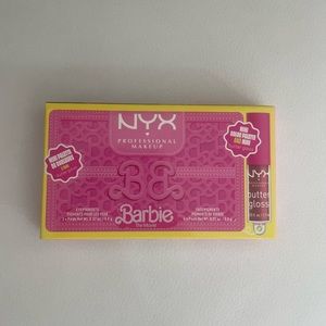 New in box barbie eyeshadow palette!